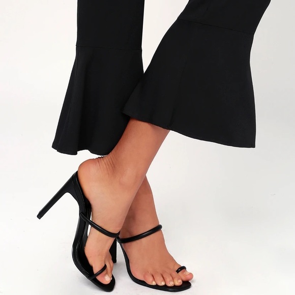 Bb Dakota black Kane Ruffle Bottom Cropped Pants size 10 Almost new condition - Picture 6 of 9